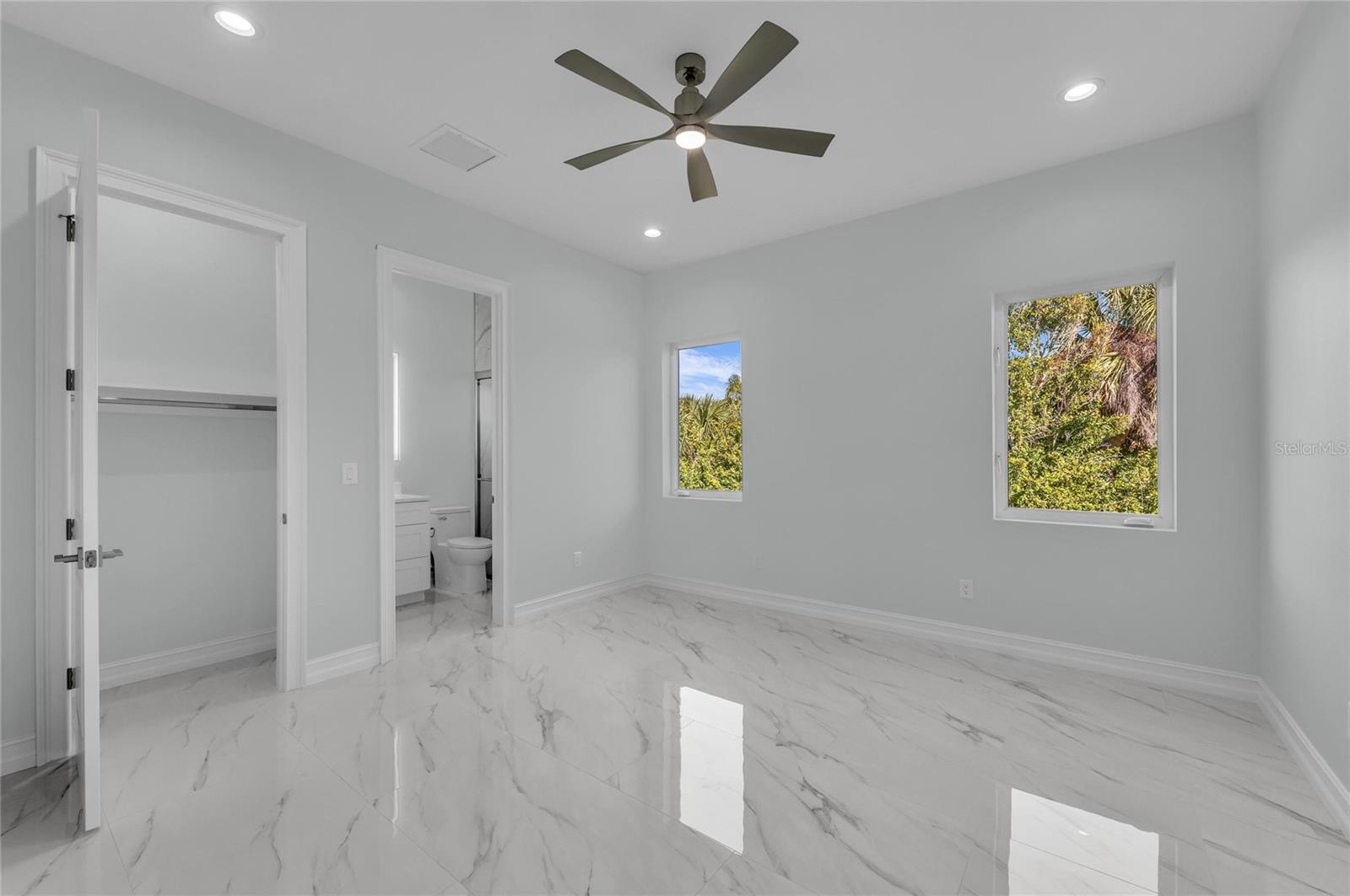 Image 53 of 73 For 18702 Arapahoe Circle