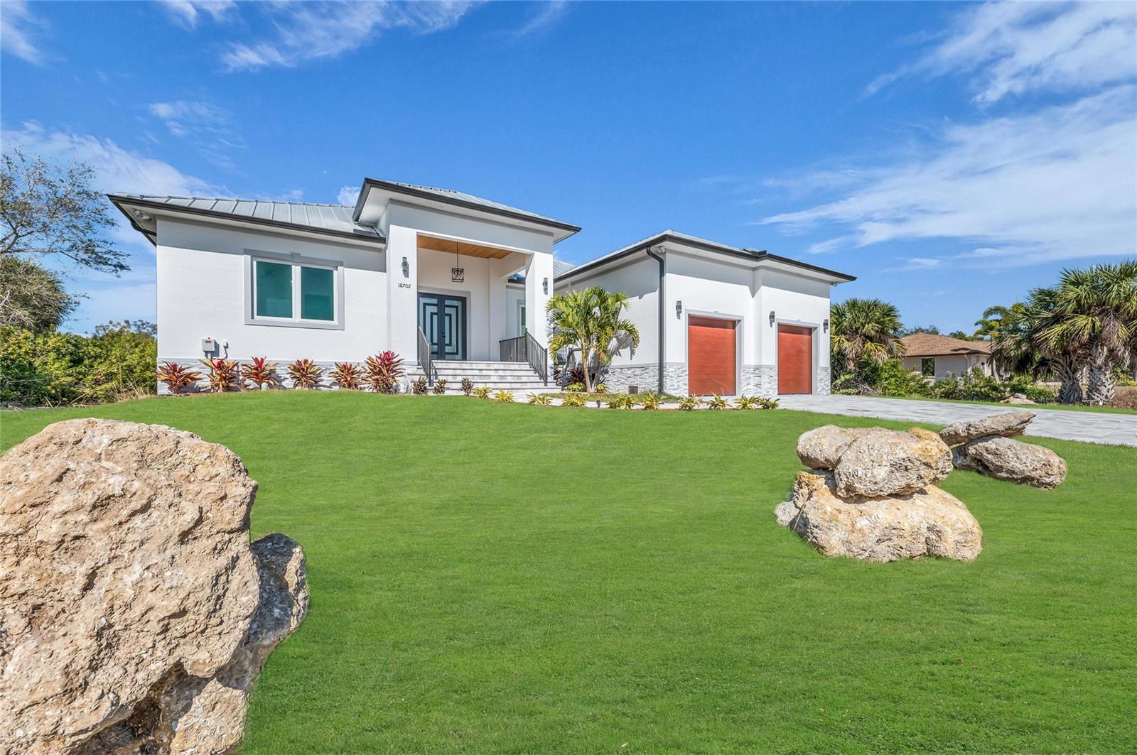 Image 8 of 73 For 18702 Arapahoe Circle