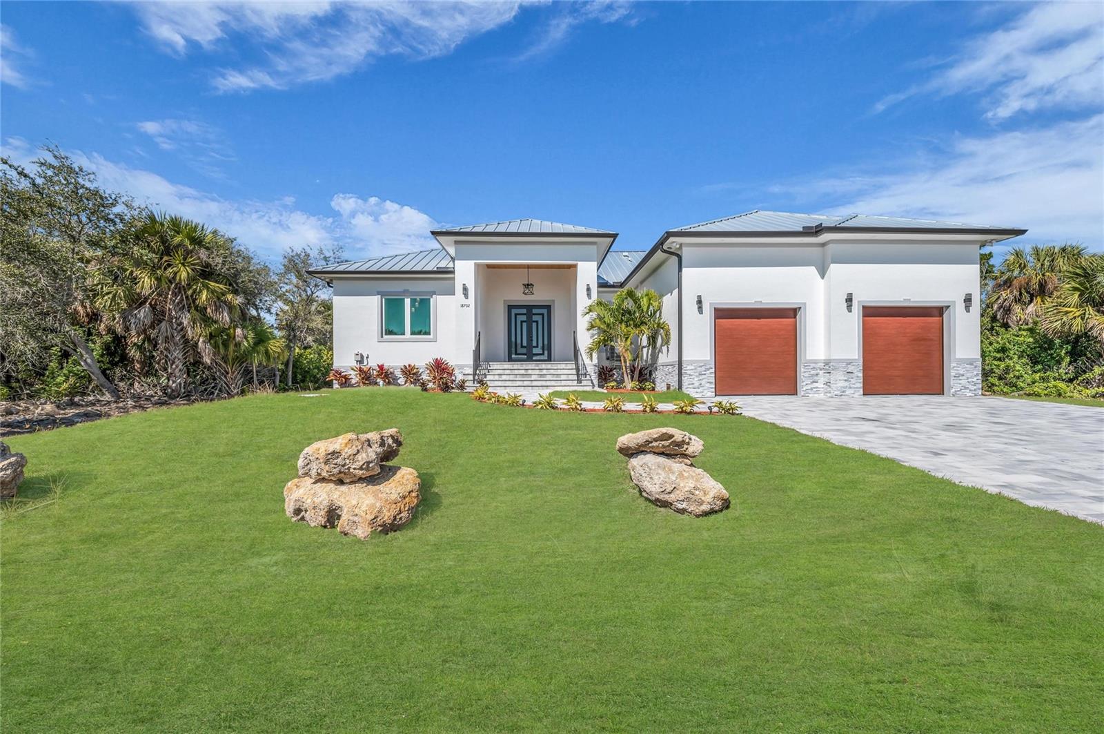 Image 9 of 73 For 18702 Arapahoe Circle