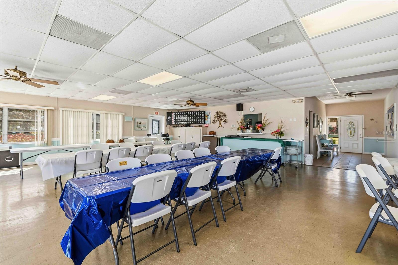 Image 29 of 39 For 3983 Lake Bayshore Drive F-508