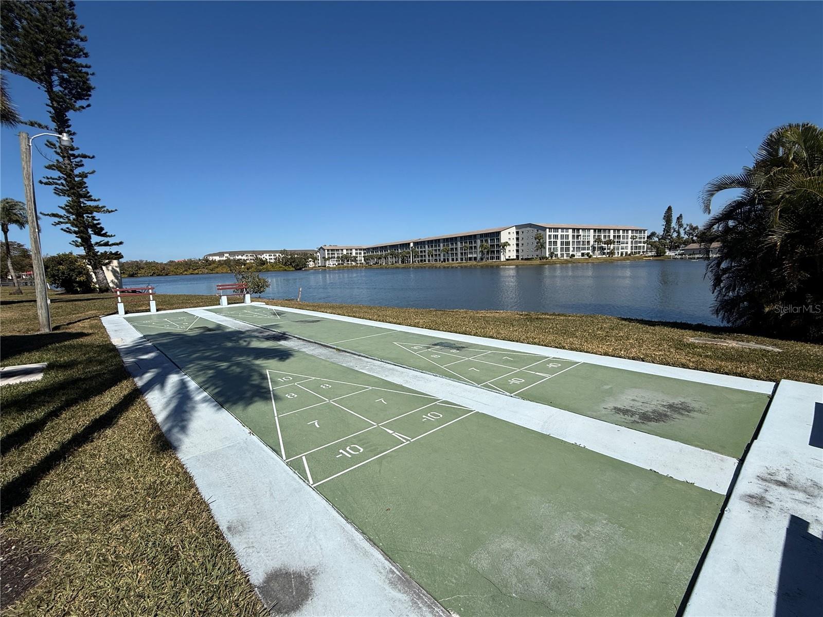 Image 36 of 39 For 3983 Lake Bayshore Drive F-508