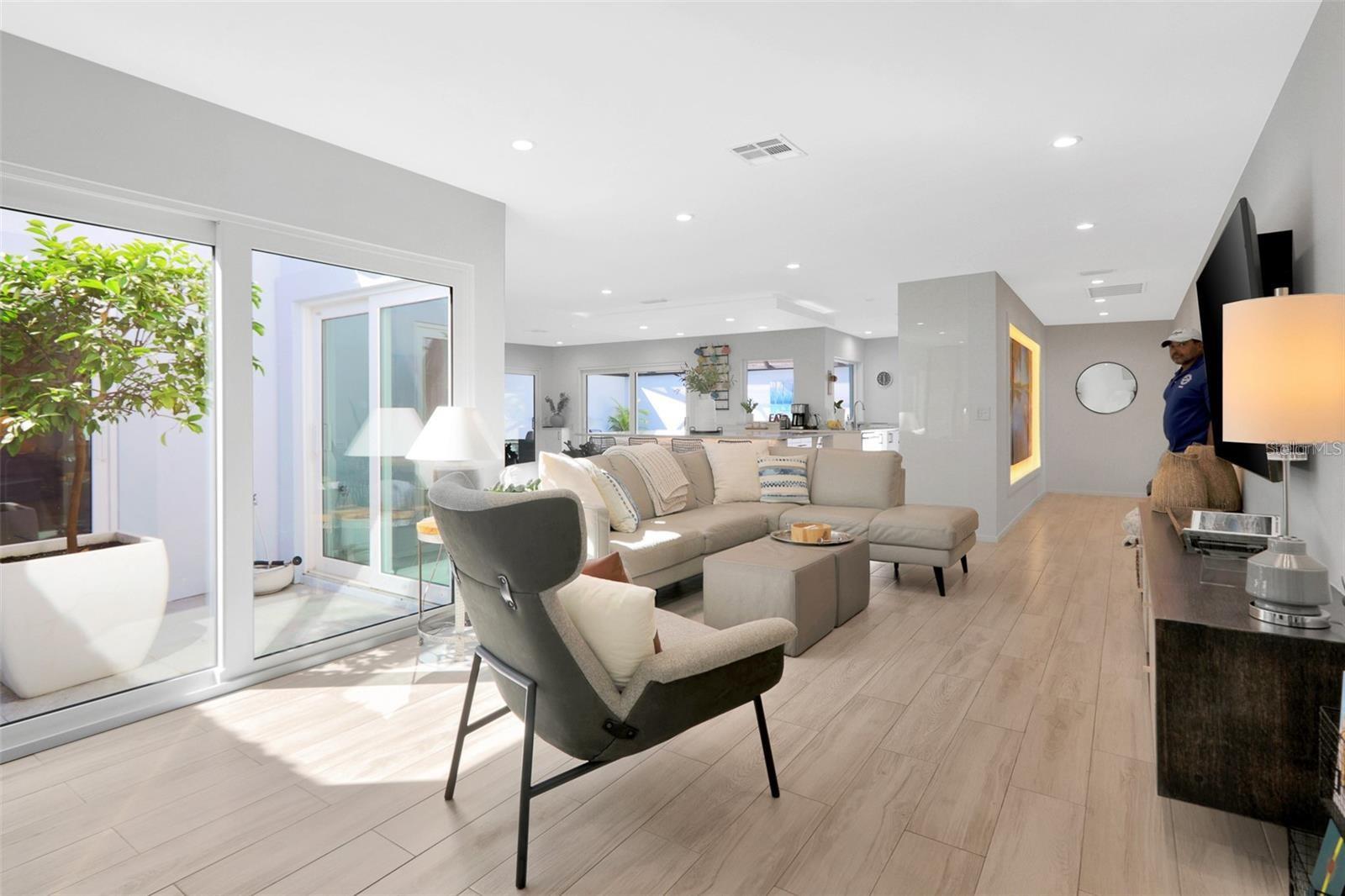 Image 11 of 51 For 3694 Glen Oaks Manor Drive