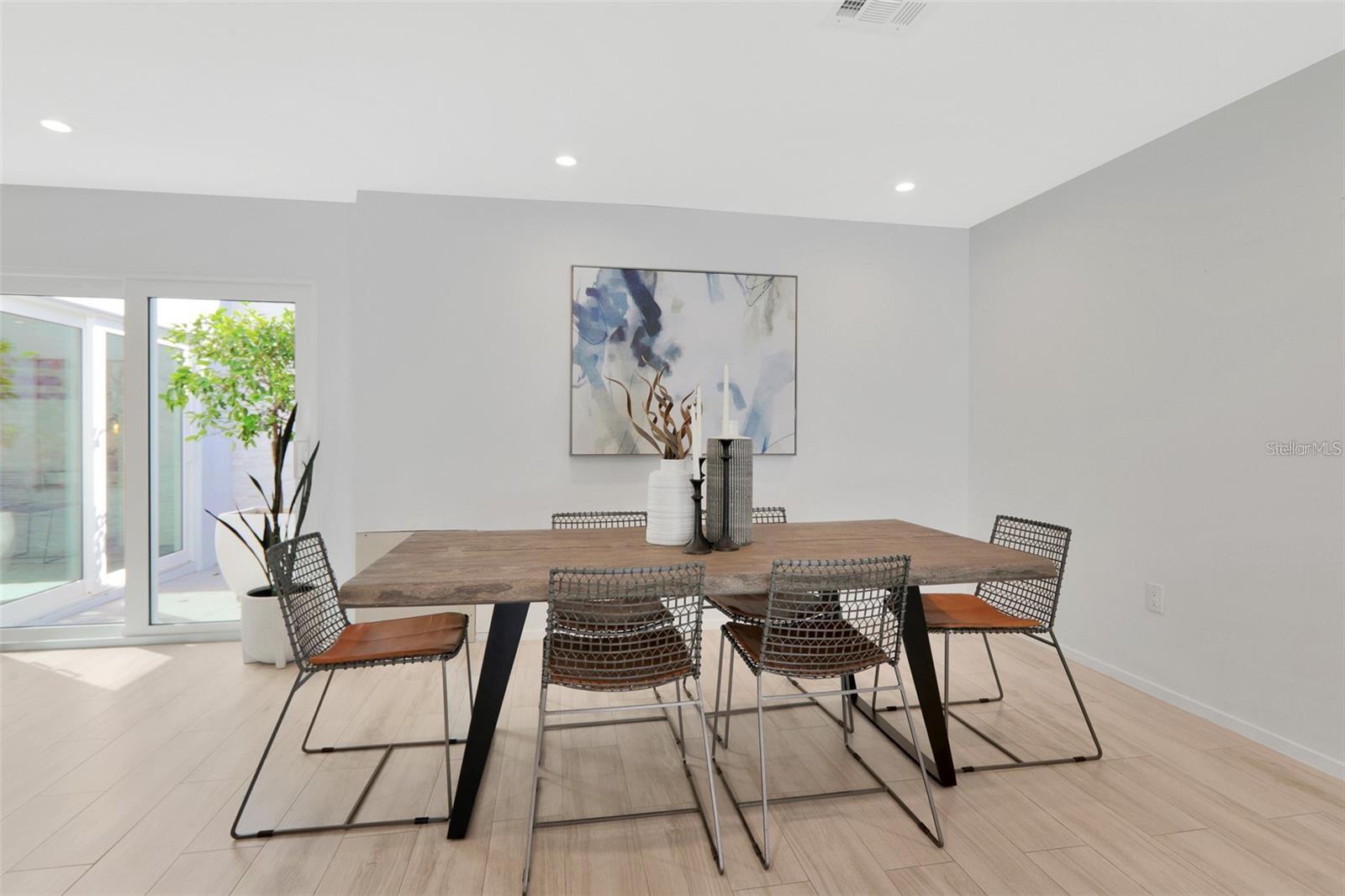 Image 18 of 51 For 3694 Glen Oaks Manor Drive