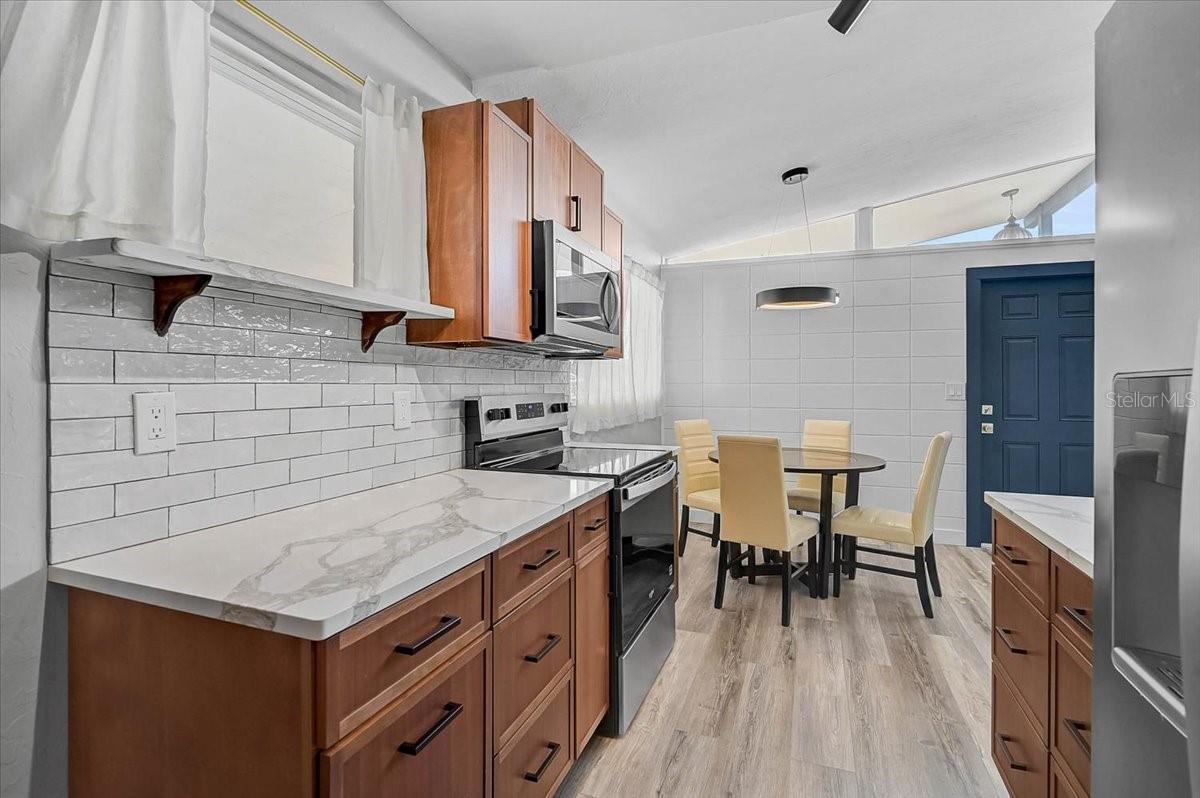 Image 12 of 34 For 3133 Lake Ridge Drive