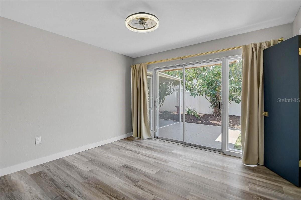 Image 19 of 34 For 3133 Lake Ridge Drive