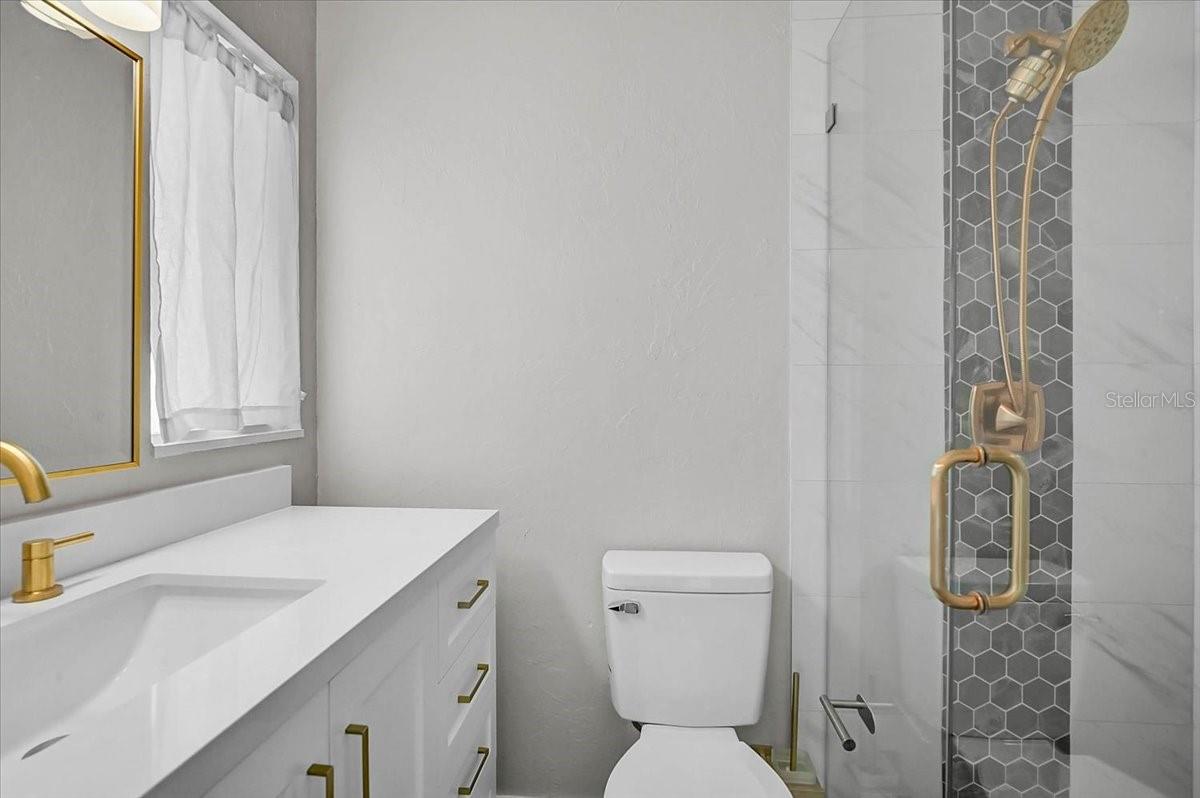 Image 21 of 34 For 3133 Lake Ridge Drive