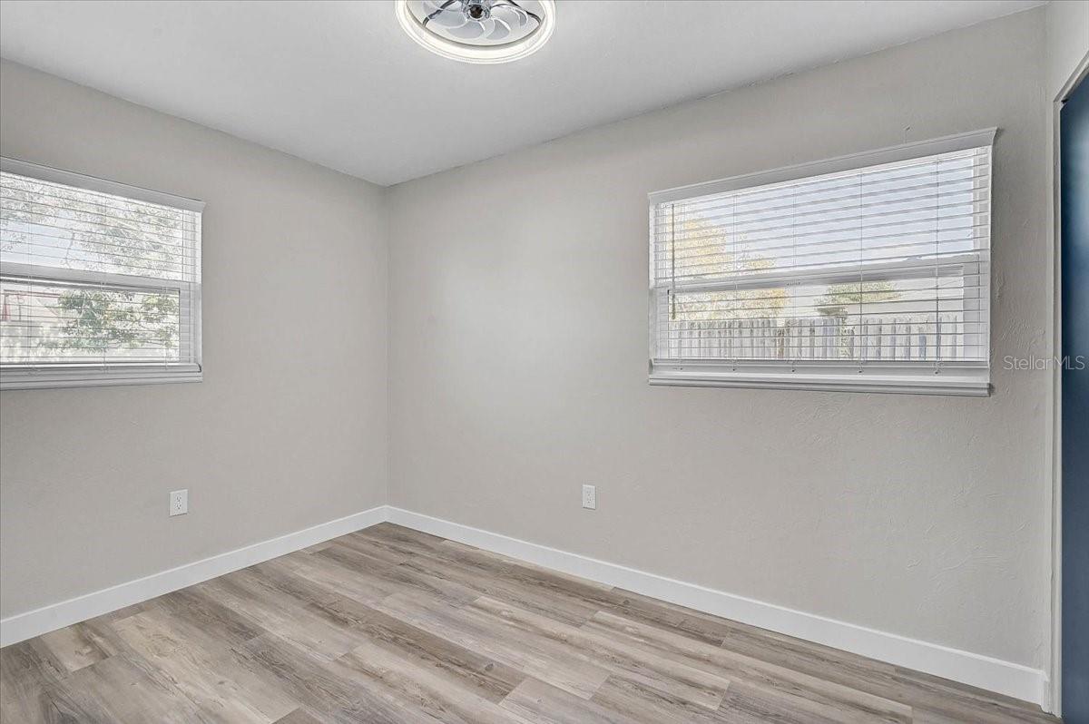 Image 23 of 34 For 3133 Lake Ridge Drive