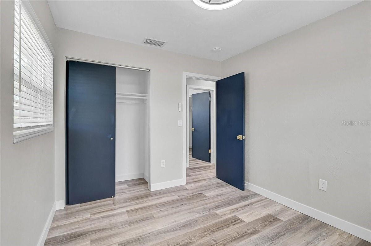 Image 29 of 34 For 3133 Lake Ridge Drive