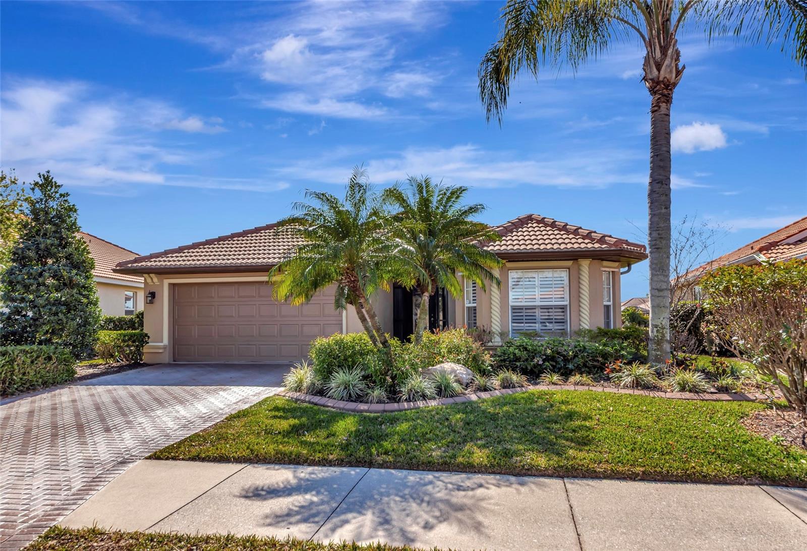 Image 3 of 100 For 223 River Enclave Court