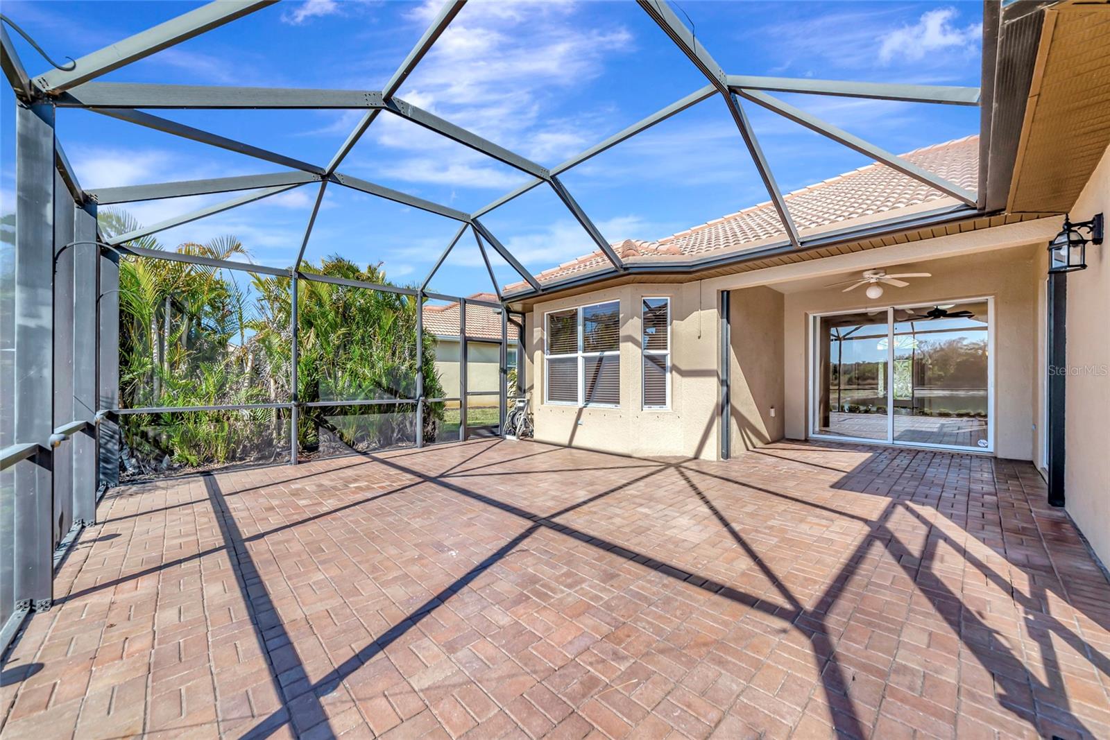 Image 43 of 100 For 223 River Enclave Court