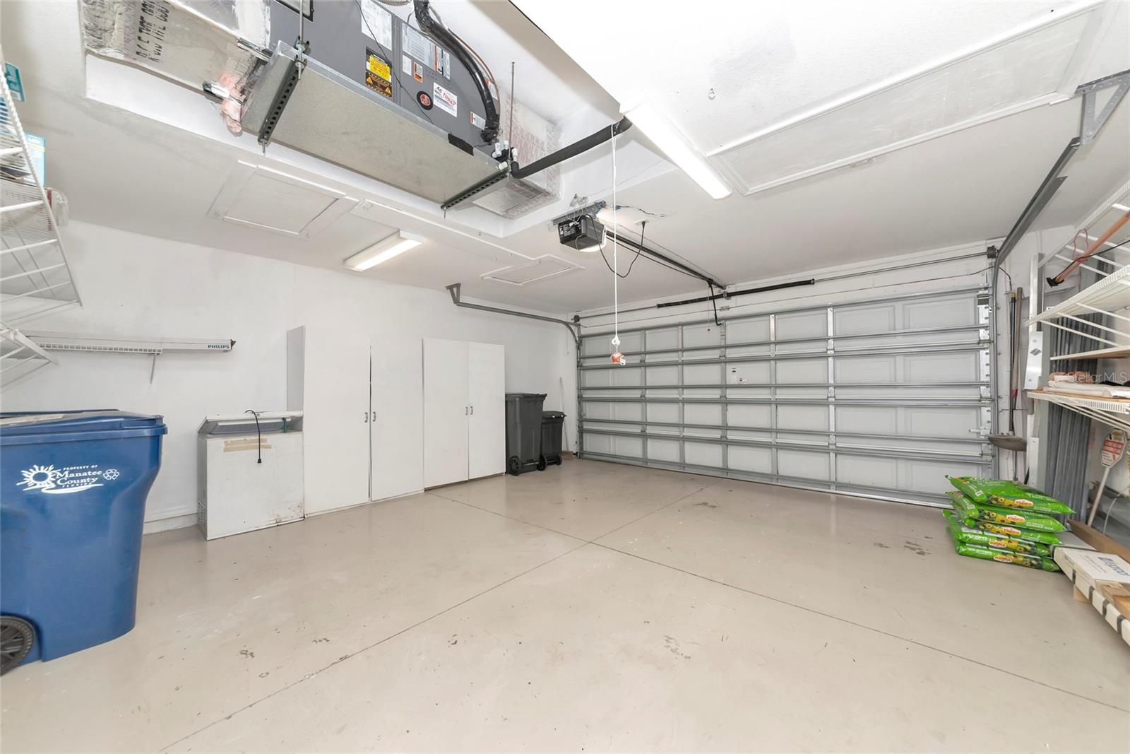 Image 44 of 100 For 223 River Enclave Court