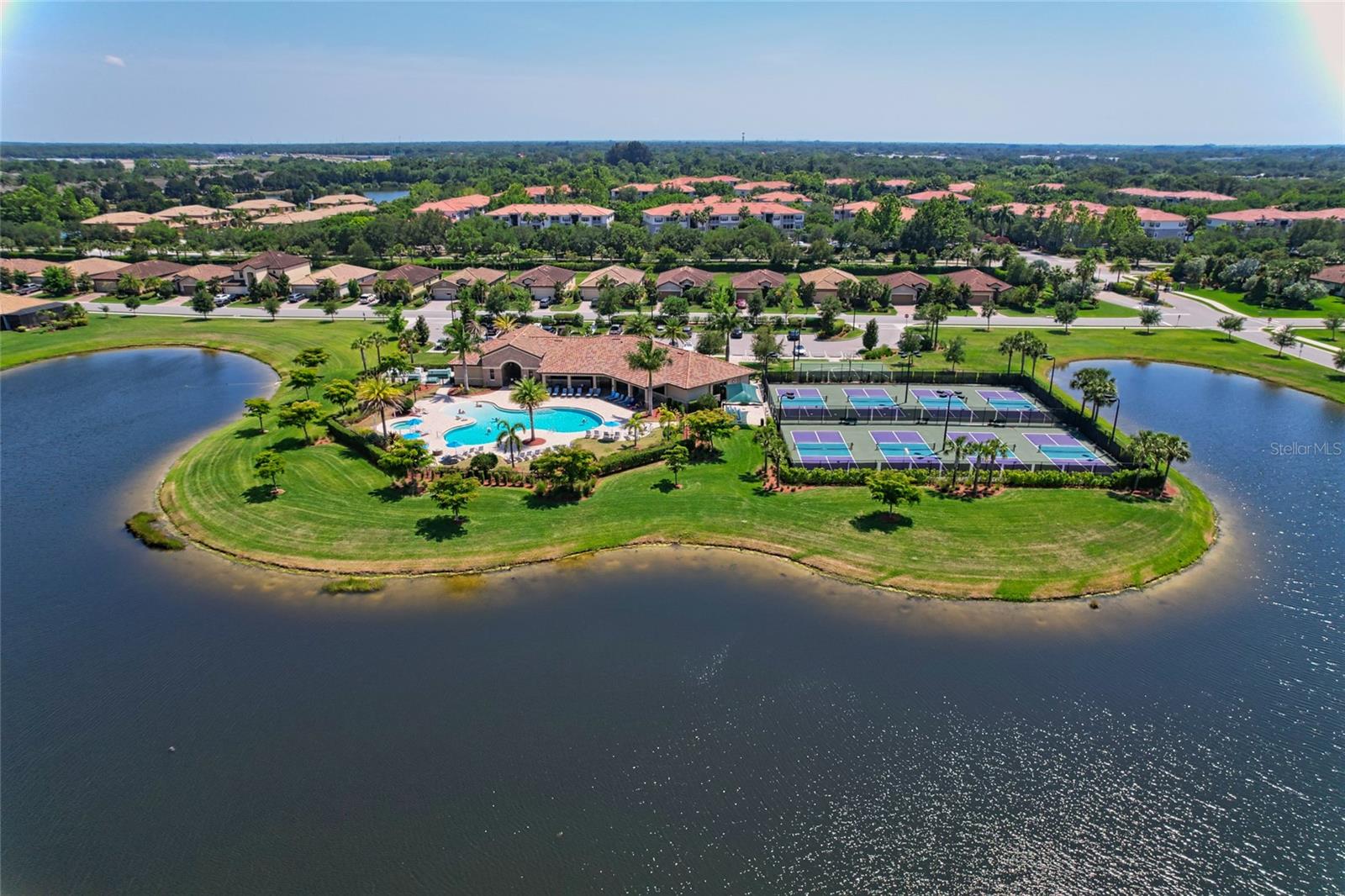 Image 67 of 100 For 223 River Enclave Court