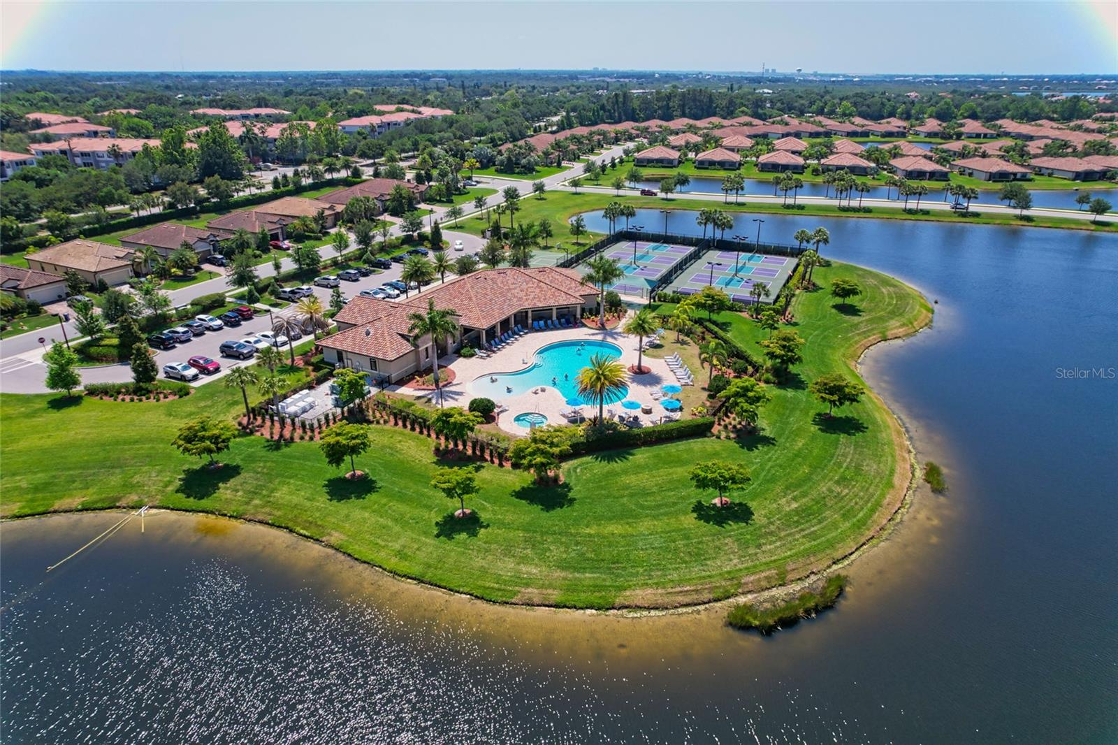 Image 72 of 100 For 223 River Enclave Court