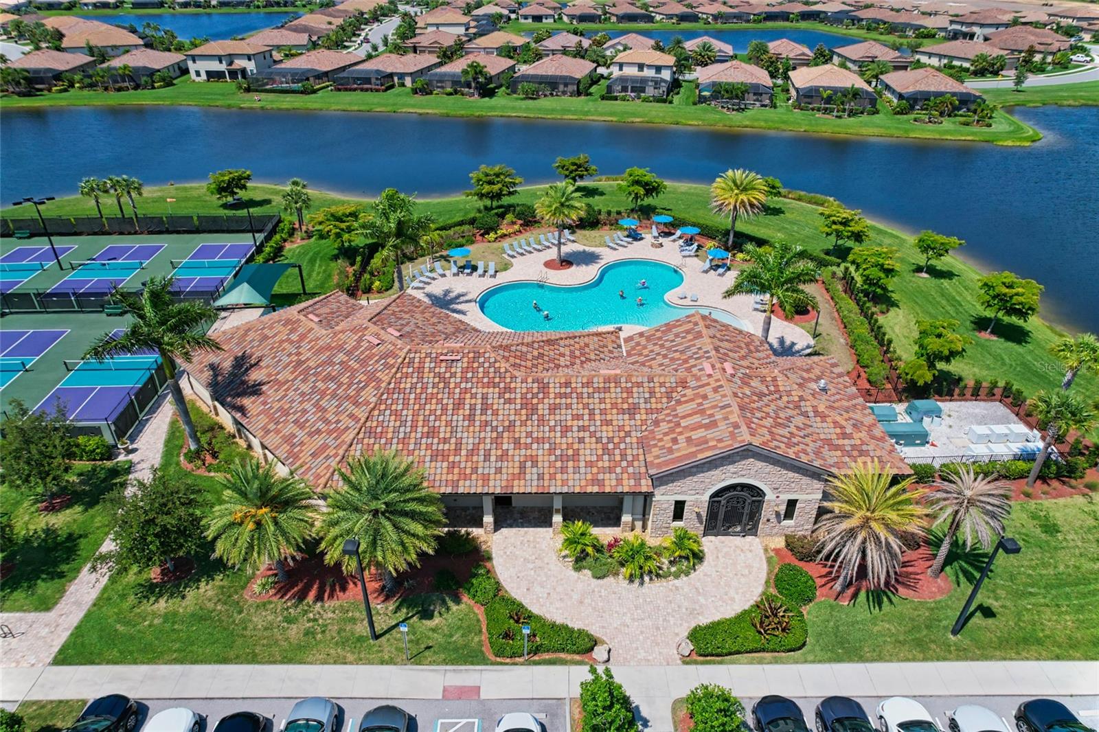 Image 75 of 100 For 223 River Enclave Court