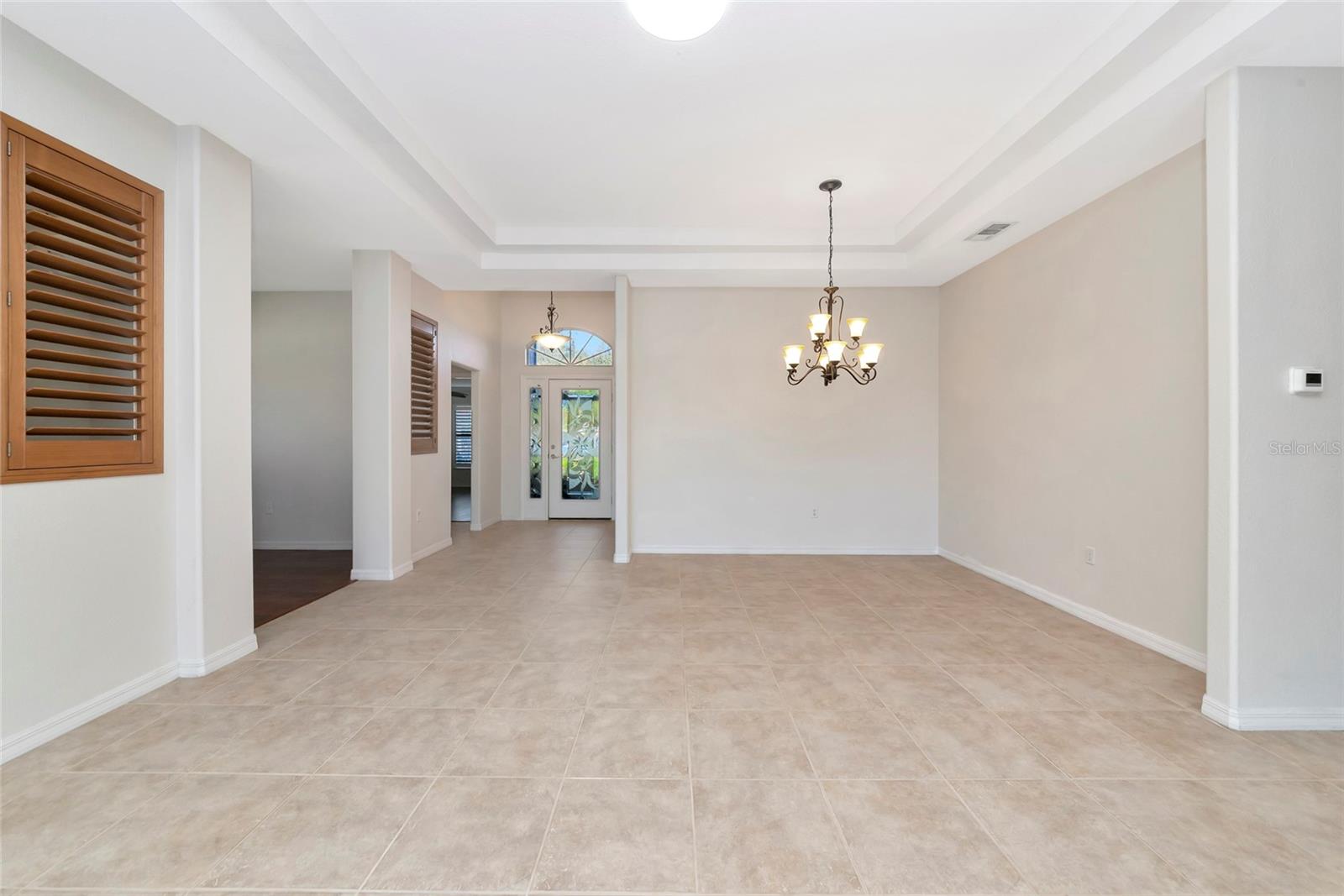 Image 8 of 100 For 223 River Enclave Court