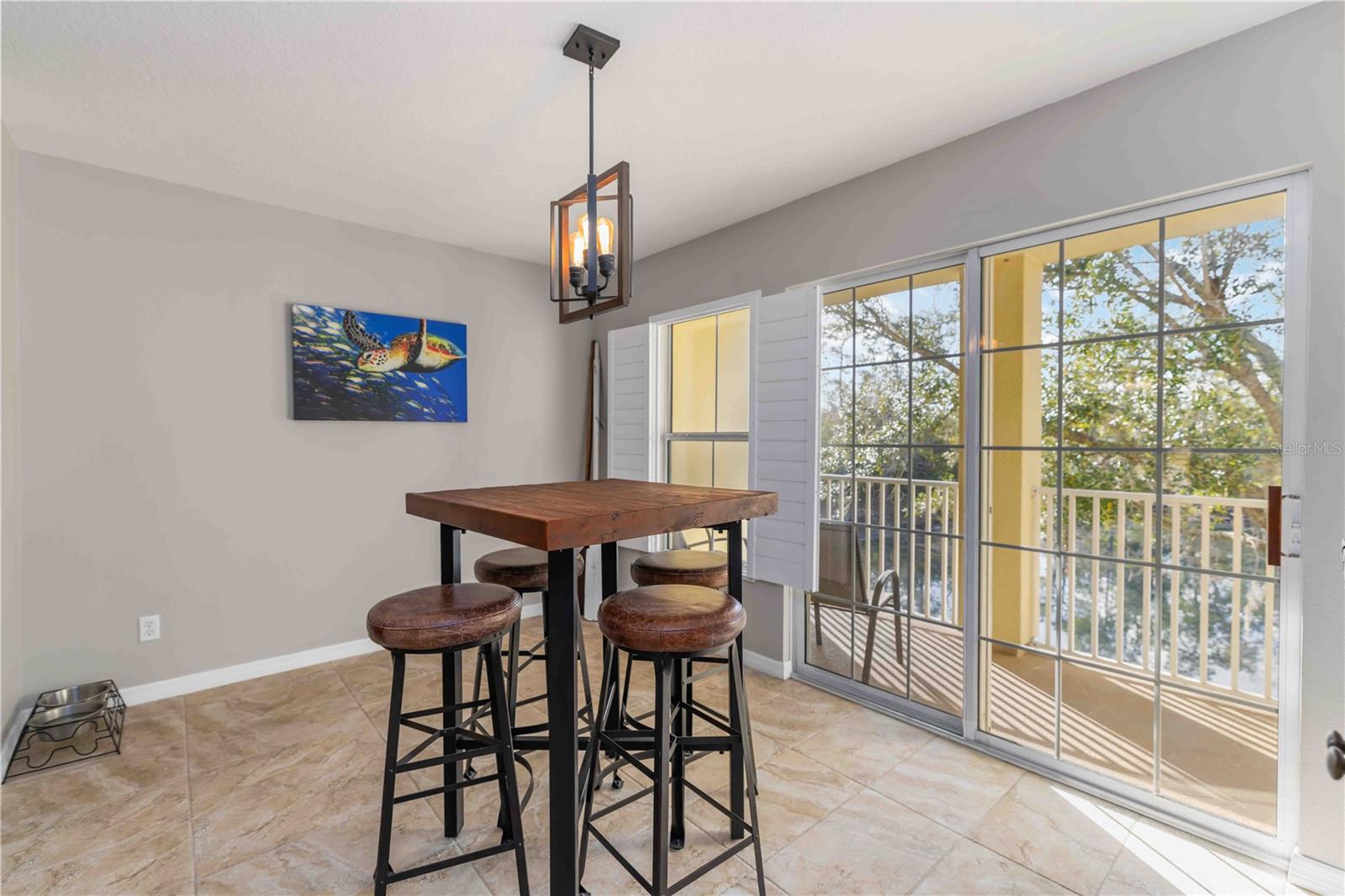 Image 14 of 35 For 8614 Majestic Elm Court