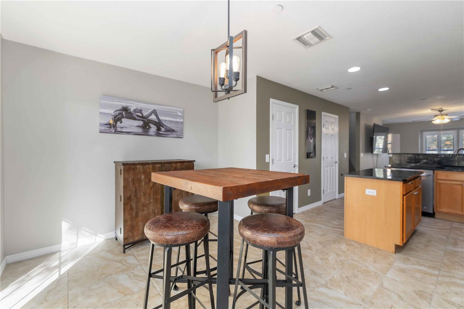 Image 16 of 35 For 8614 Majestic Elm Court