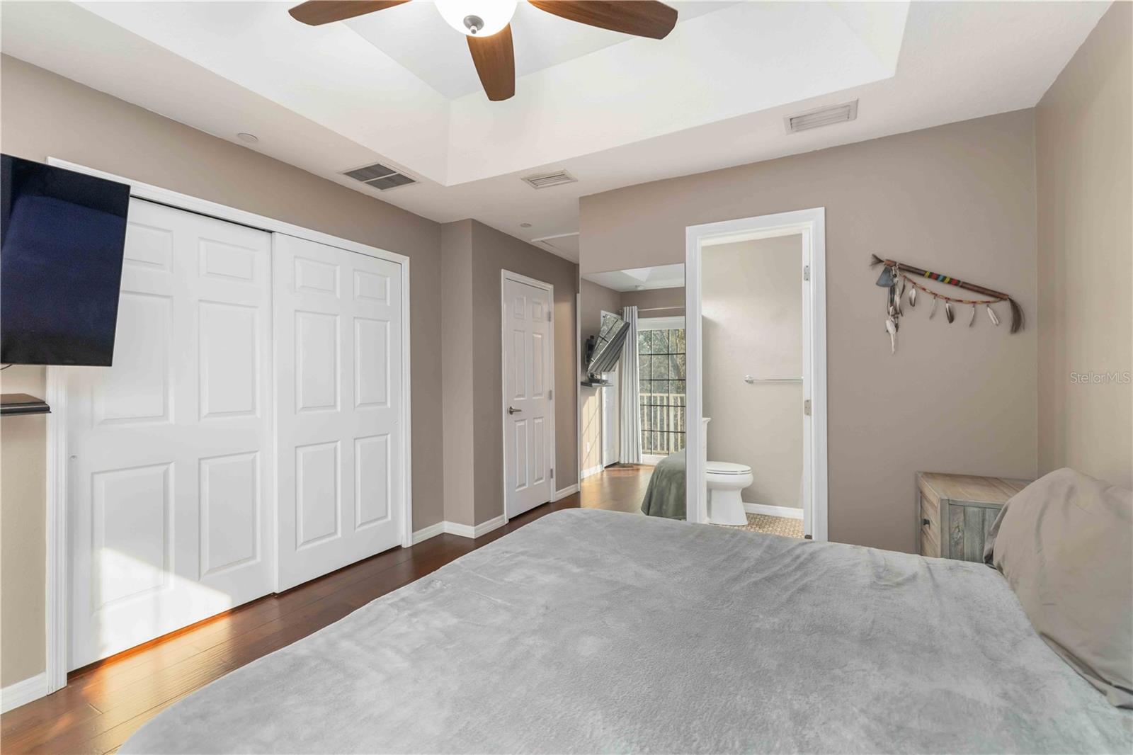 Image 25 of 35 For 8614 Majestic Elm Court