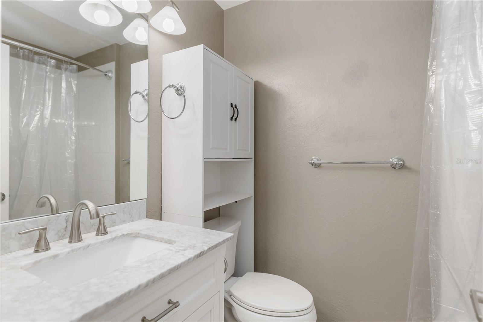 Image 26 of 35 For 8614 Majestic Elm Court