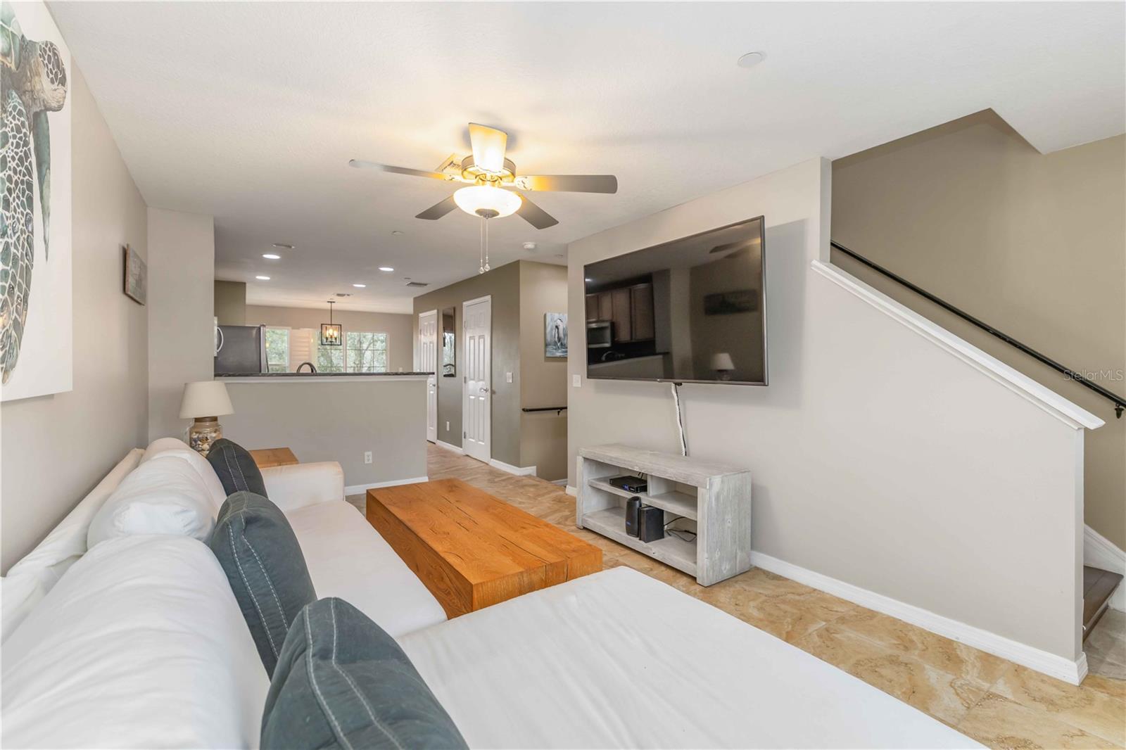 Image 7 of 35 For 8614 Majestic Elm Court