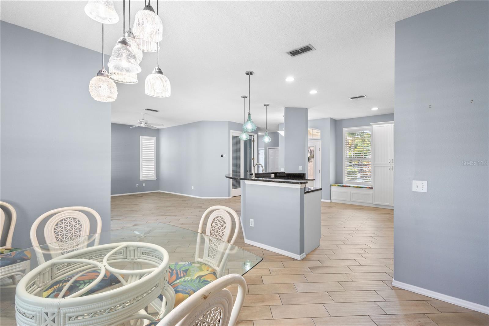 Image 11 of 33 For 4911 50th Avenue W