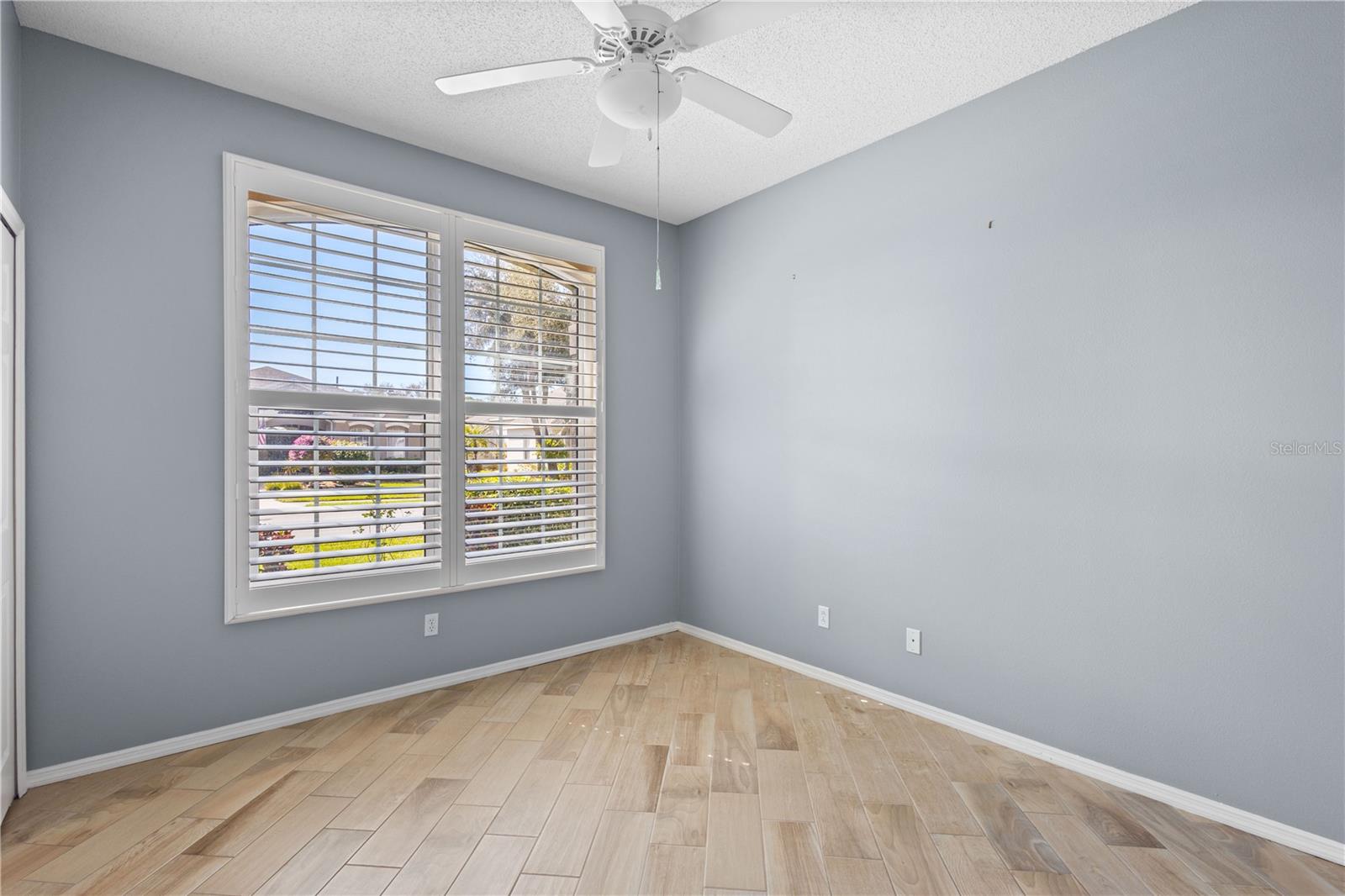 Image 20 of 33 For 4911 50th Avenue W