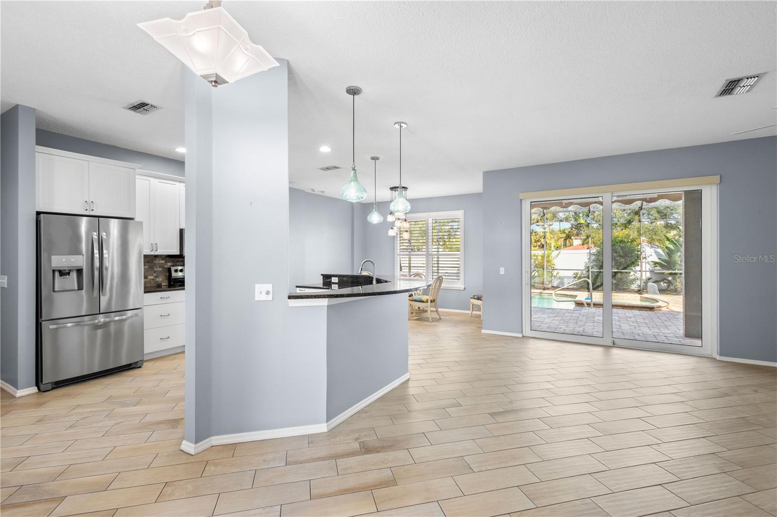 Image 9 of 33 For 4911 50th Avenue W