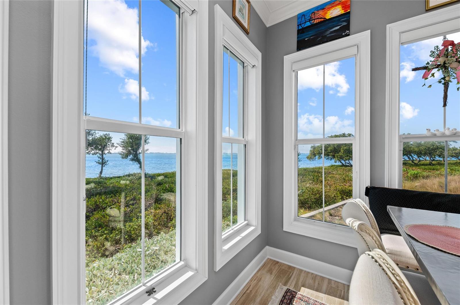 Image 20 of 100 For 268 Saint Lucia Drive 101