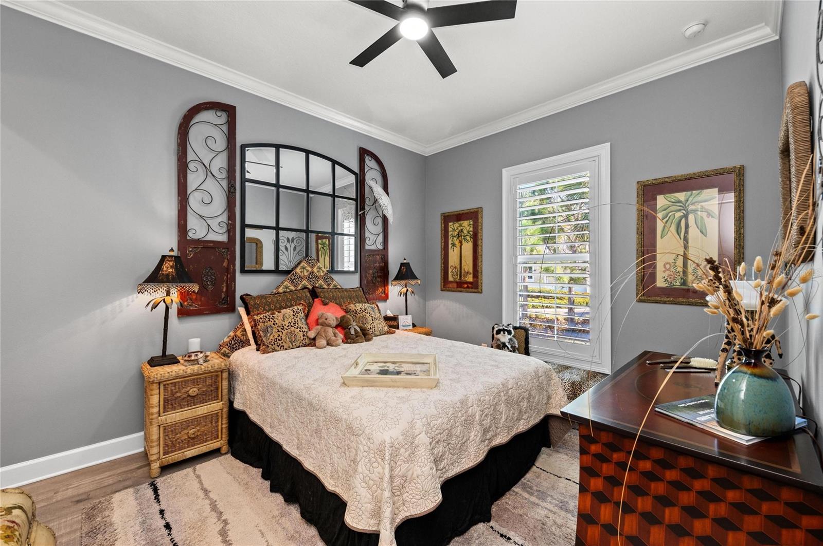 Image 39 of 100 For 268 Saint Lucia Drive 101