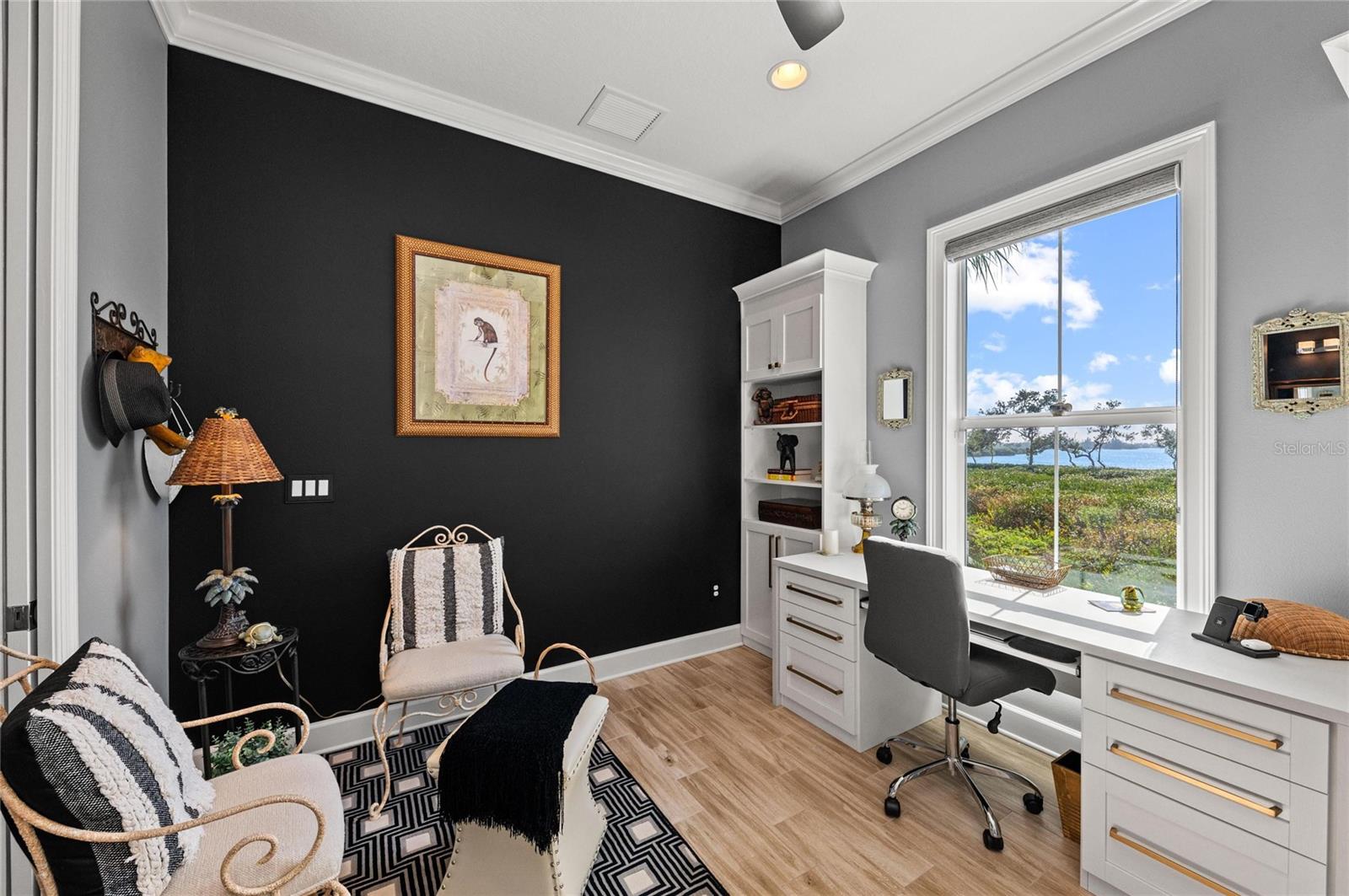 Image 45 of 100 For 268 Saint Lucia Drive 101