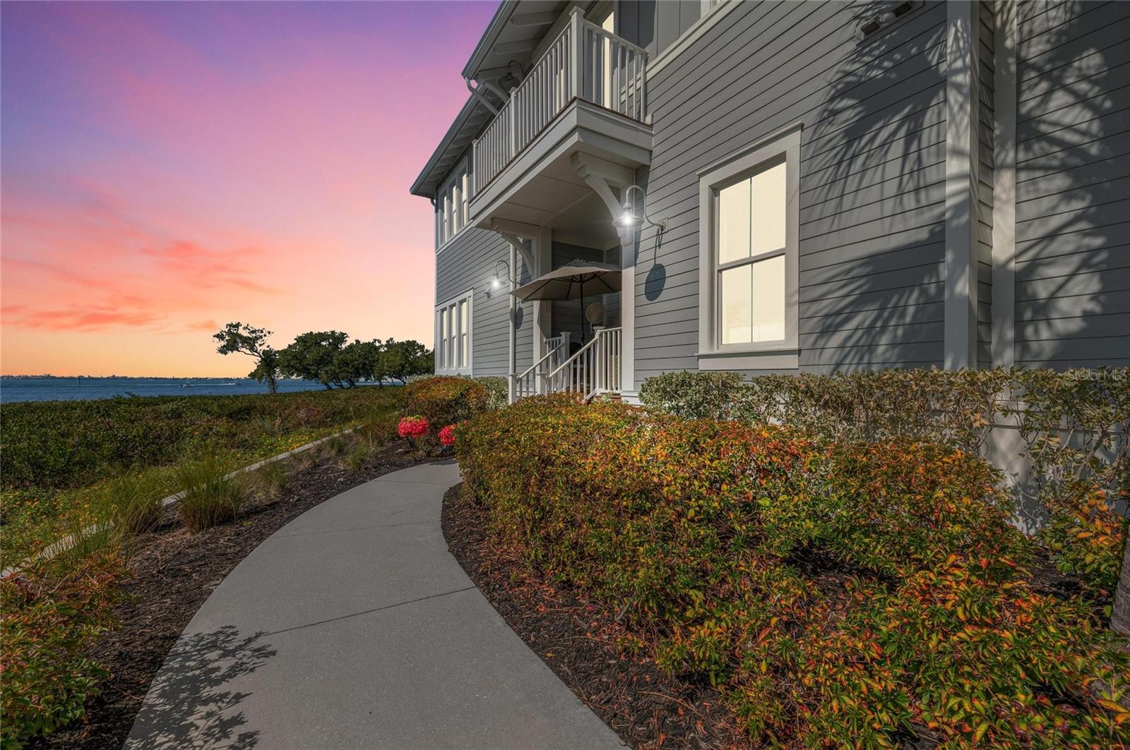 Image 53 of 100 For 268 Saint Lucia Drive 101