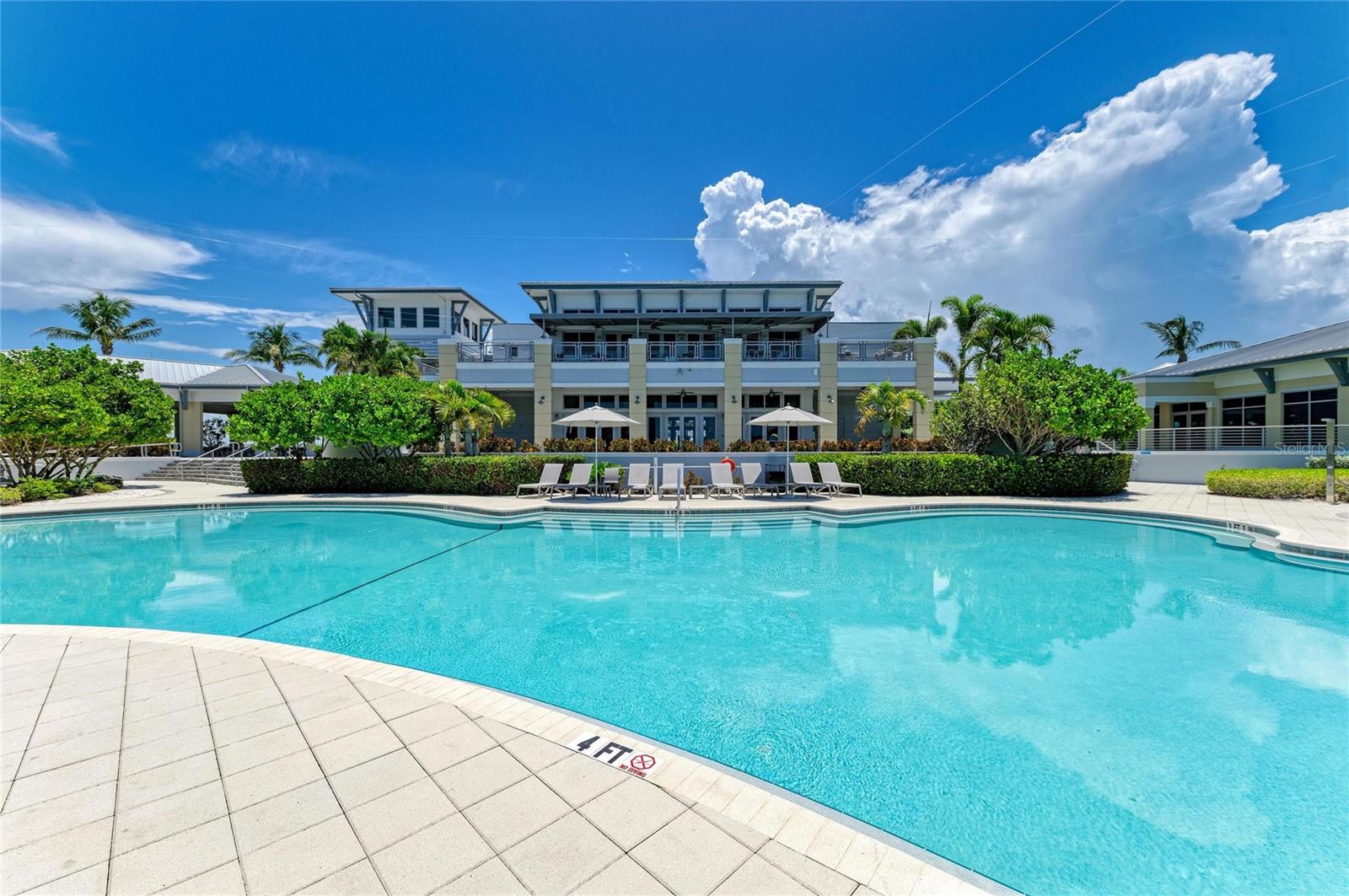 Image 60 of 100 For 268 Saint Lucia Drive 101