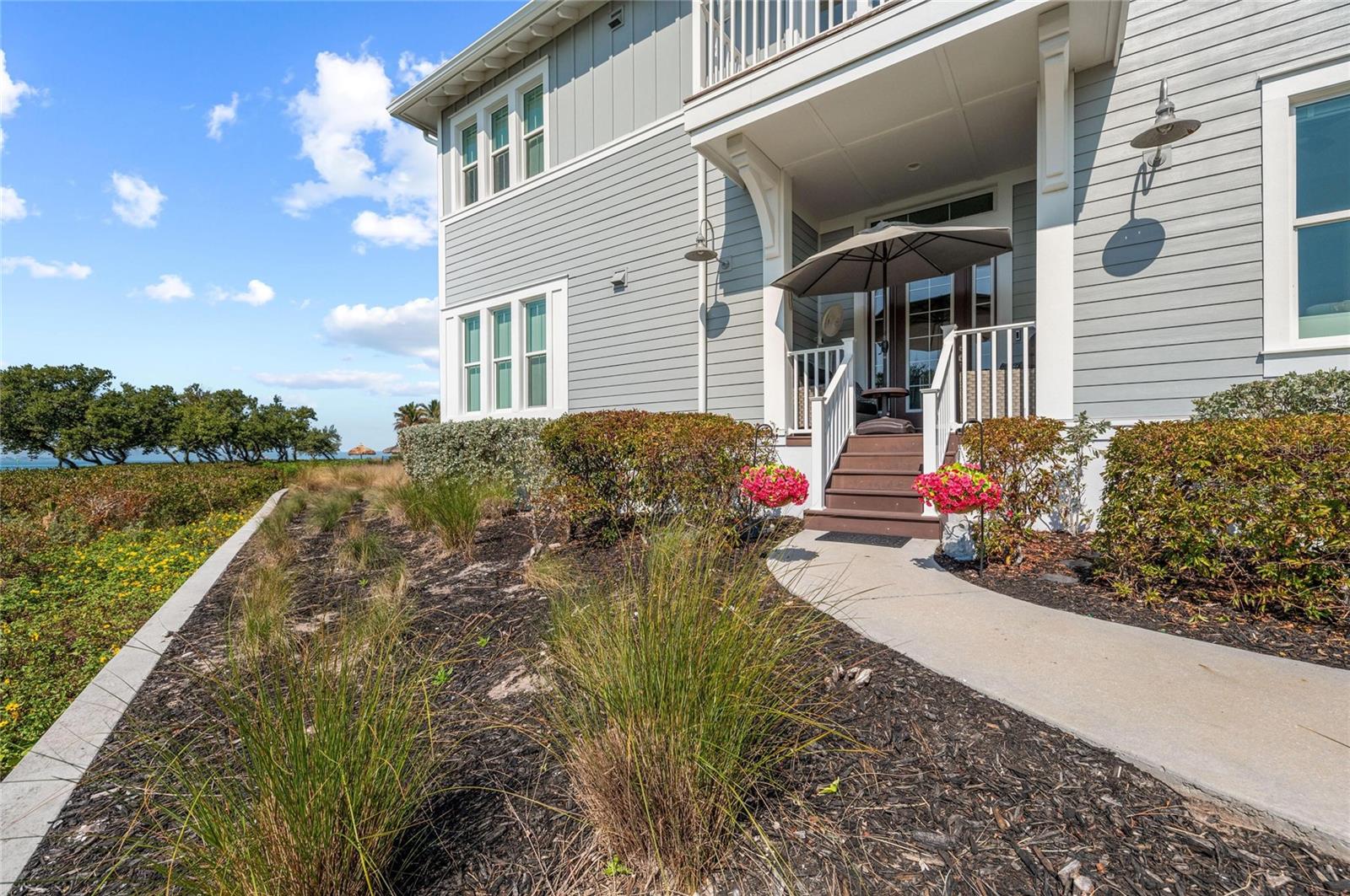 Image 8 of 100 For 268 Saint Lucia Drive 101