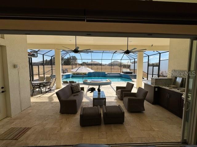 Image 11 of 51 For 13753 Carryback Drive