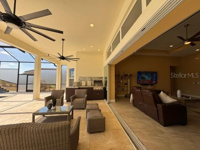 Image 17 of 51 For 13753 Carryback Drive