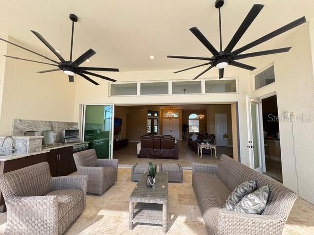 Image 18 of 51 For 13753 Carryback Drive