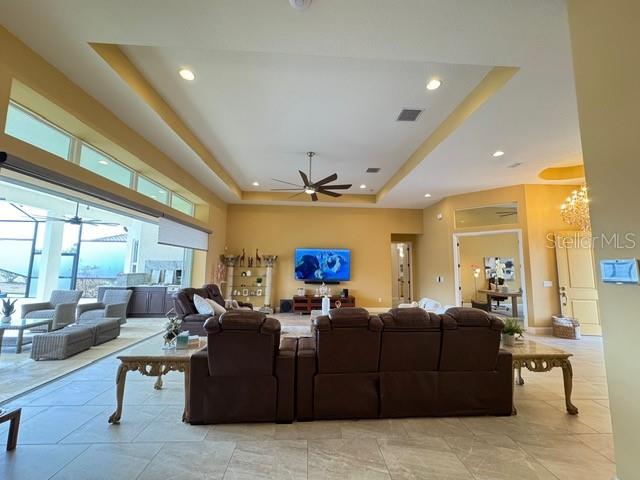 Image 33 of 51 For 13753 Carryback Drive