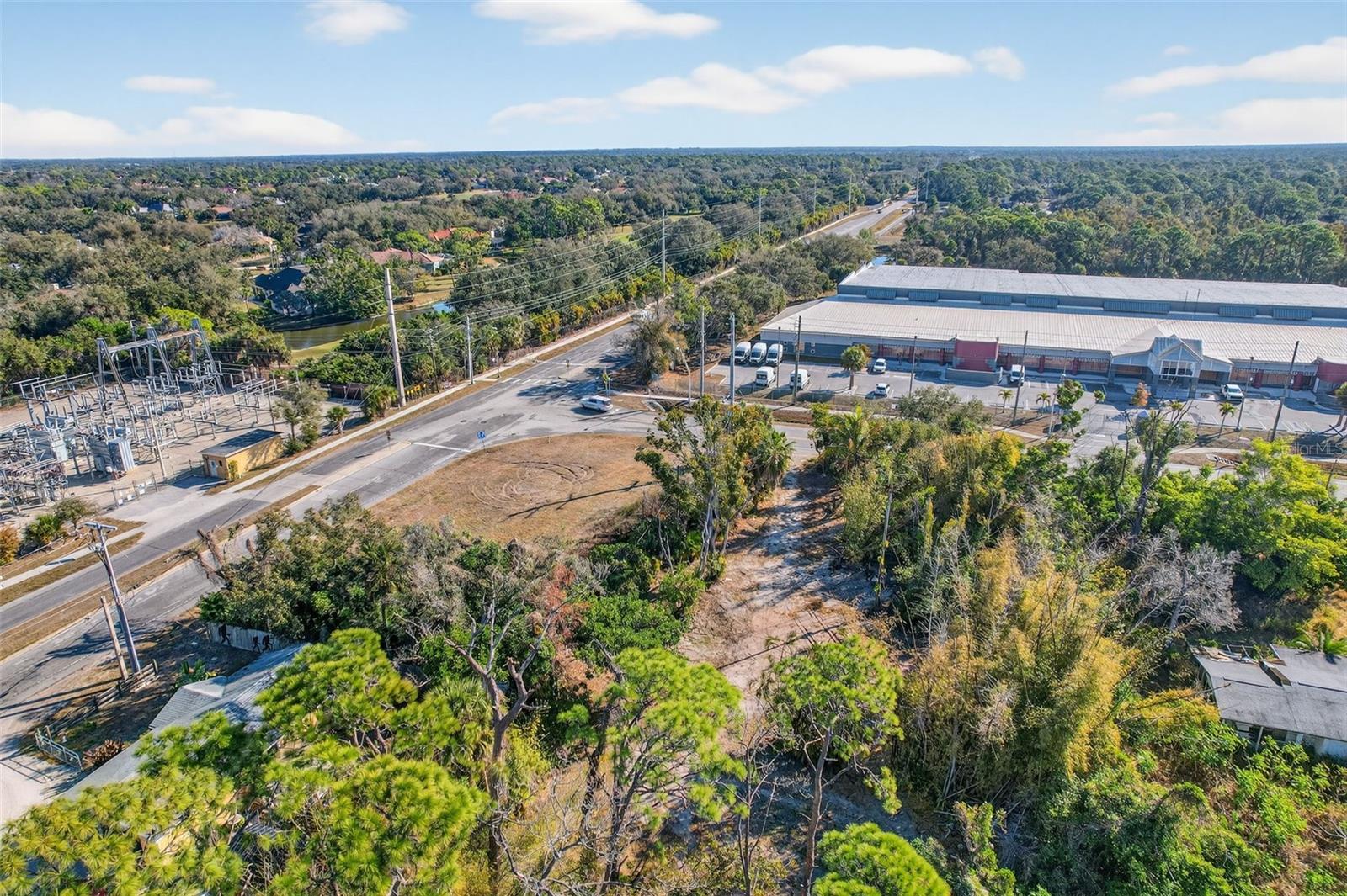 Image 15 of 20 For 14 Old Venice Road