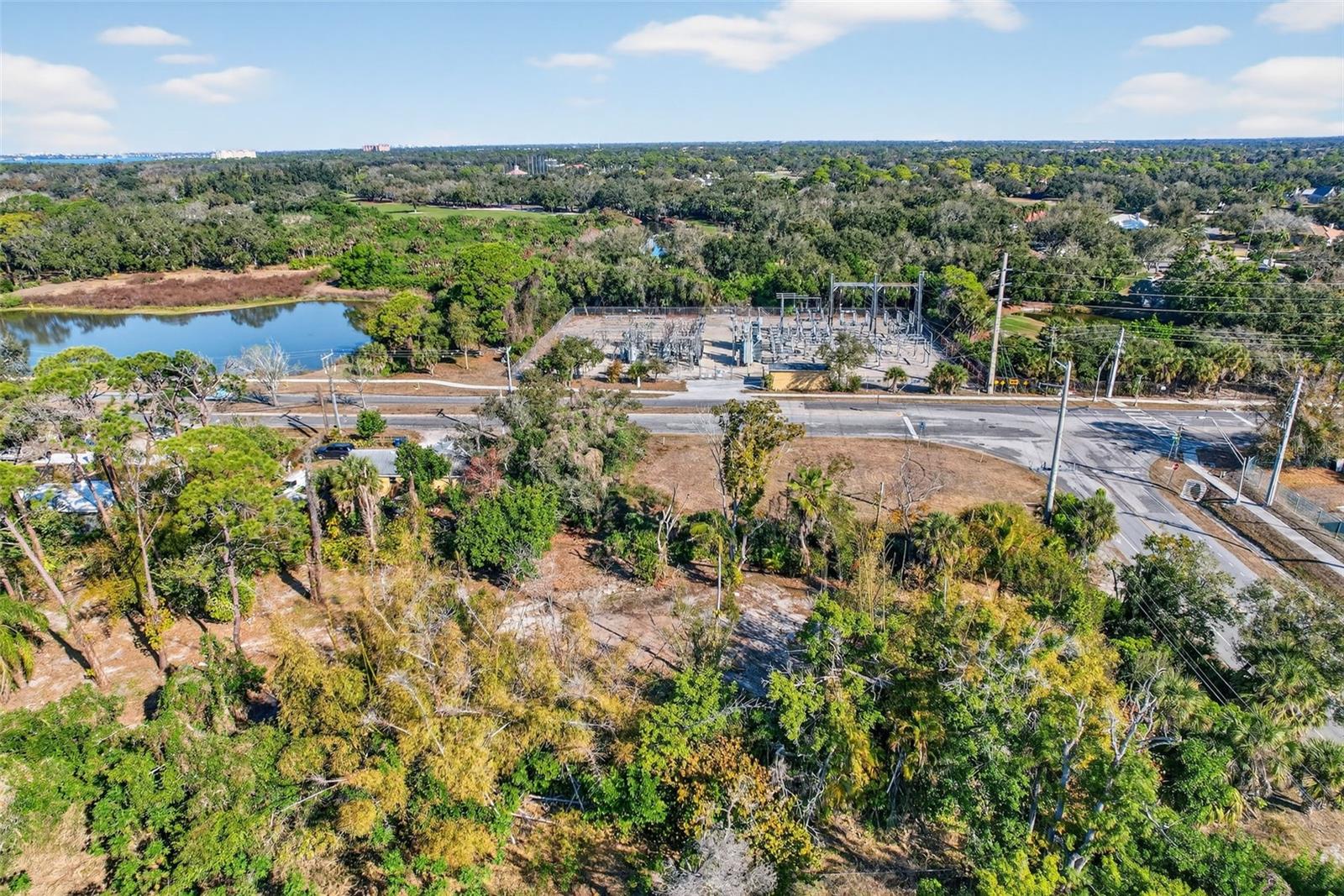 Image 16 of 20 For 14 Old Venice Road