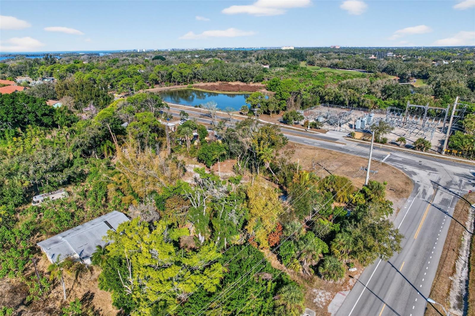 Image 17 of 20 For 14 Old Venice Road