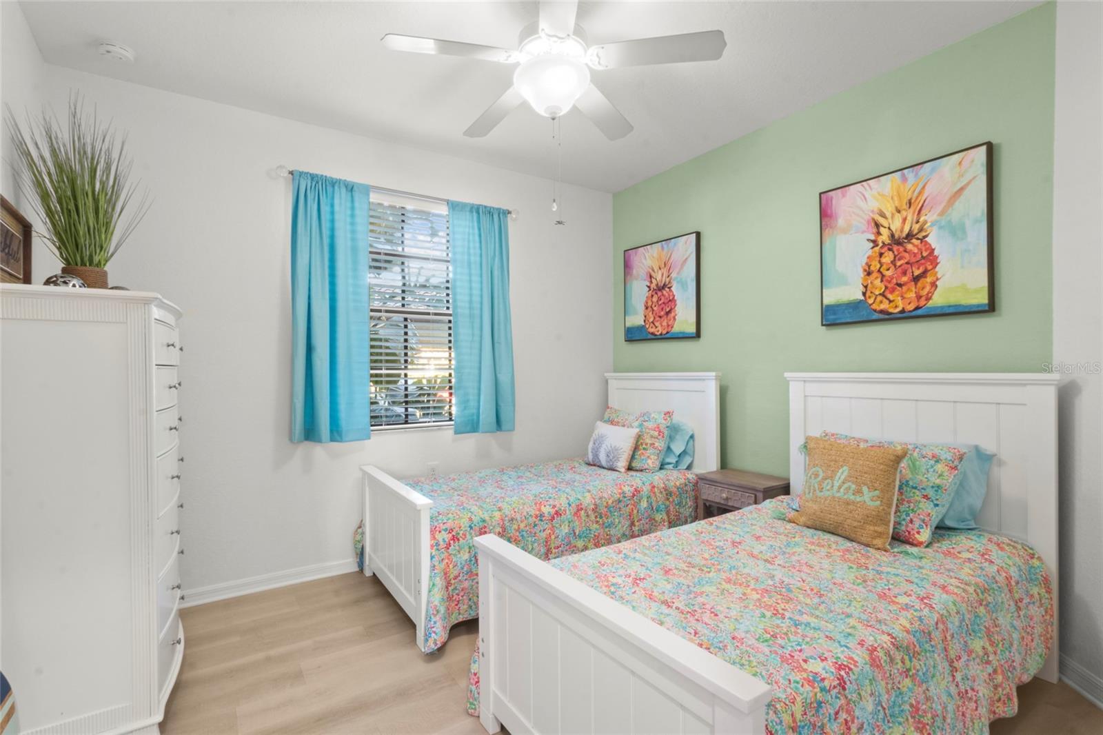 Image 22 of 58 For 17118 Vardon Terrace 108