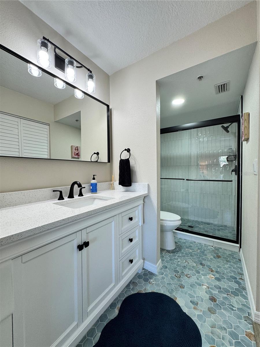 Image 22 of 43 For 4110 Ironwood Circle 104