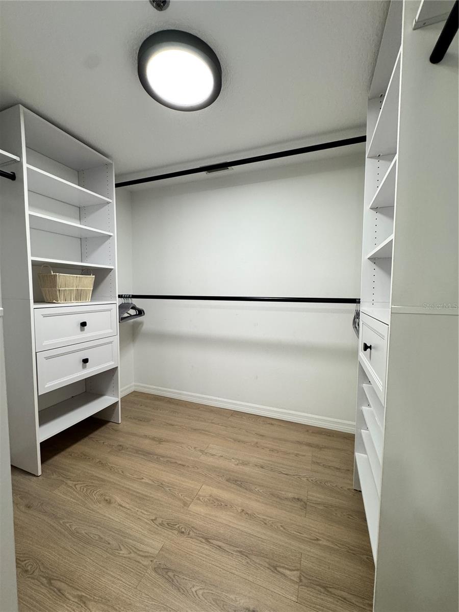 Image 25 of 43 For 4110 Ironwood Circle 104