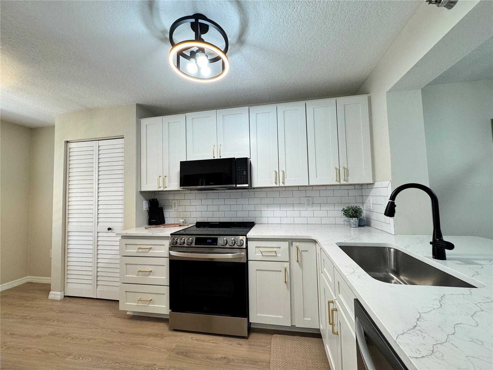 Image 5 of 43 For 4110 Ironwood Circle 104