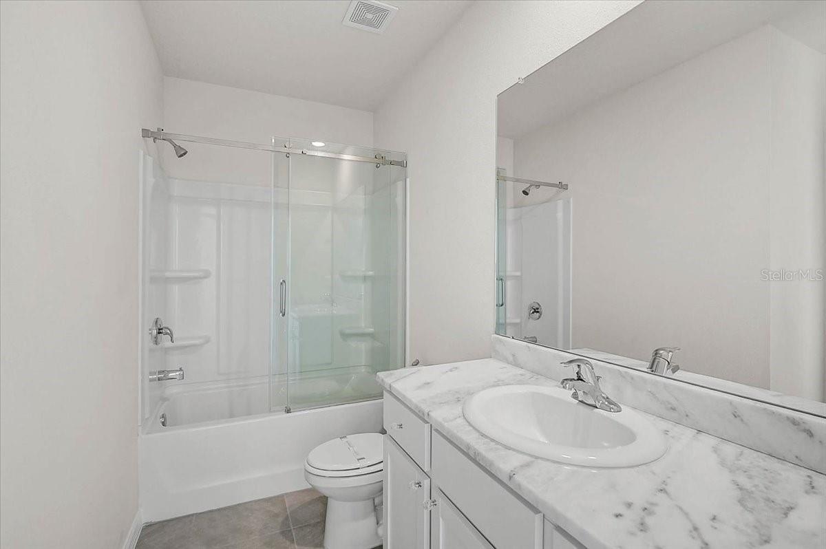 Image 23 of 38 For 4034 Goldheart Boulevard