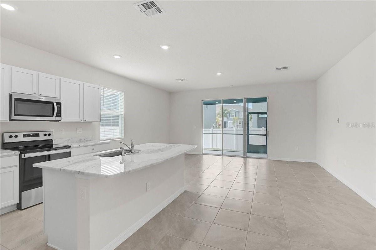 Image 4 of 38 For 4034 Goldheart Boulevard