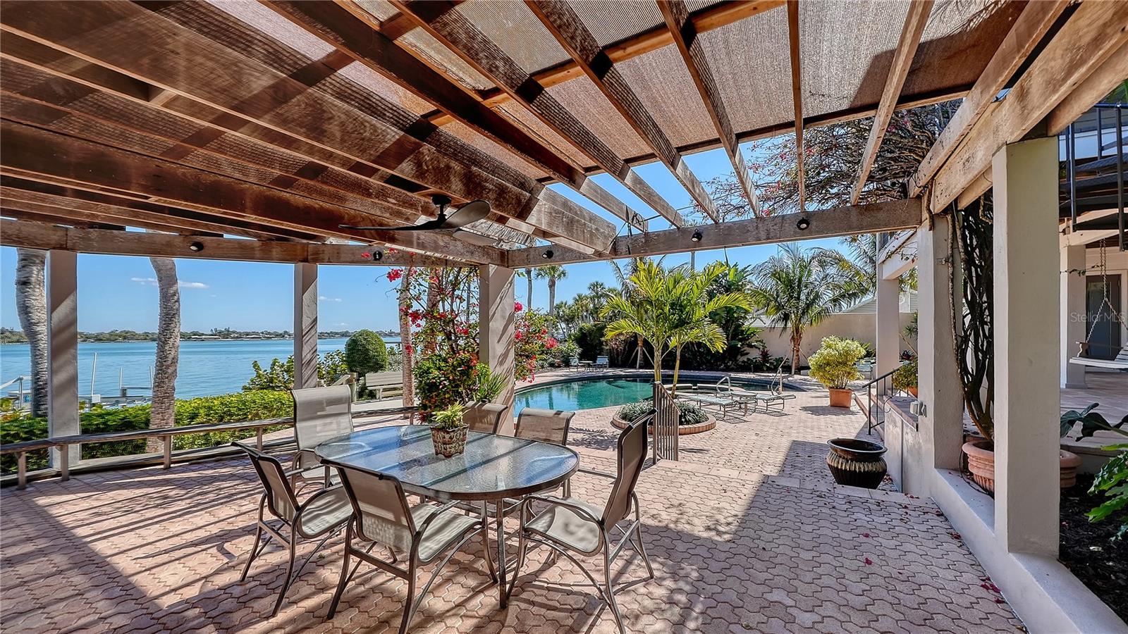 Image 15 of 45 For 2116 Casey Key Road