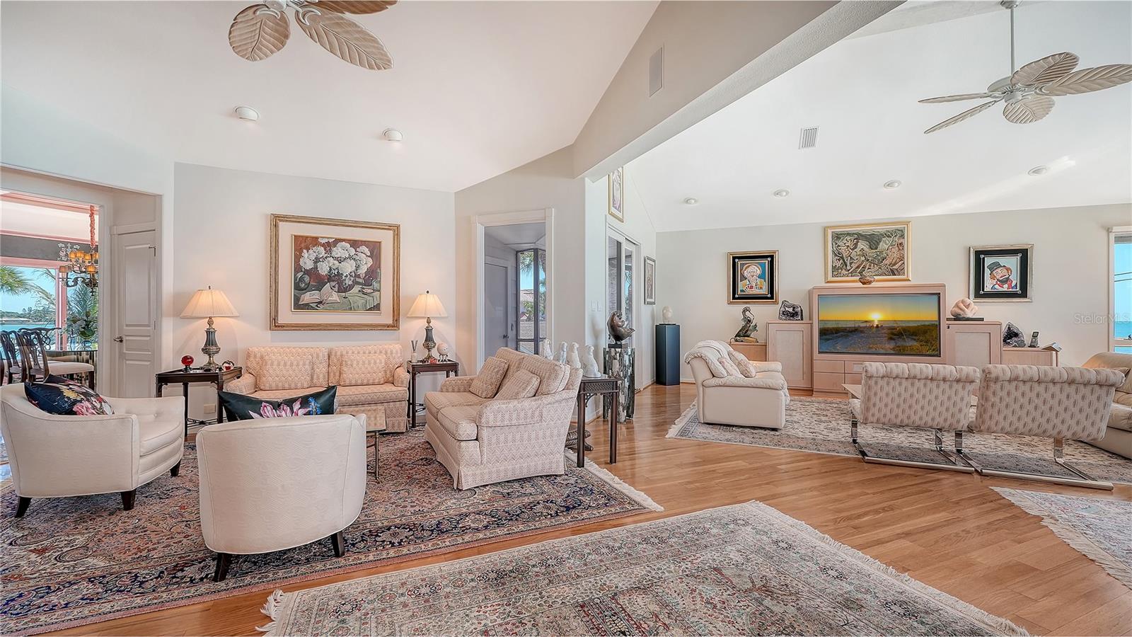 Image 27 of 45 For 2116 Casey Key Road