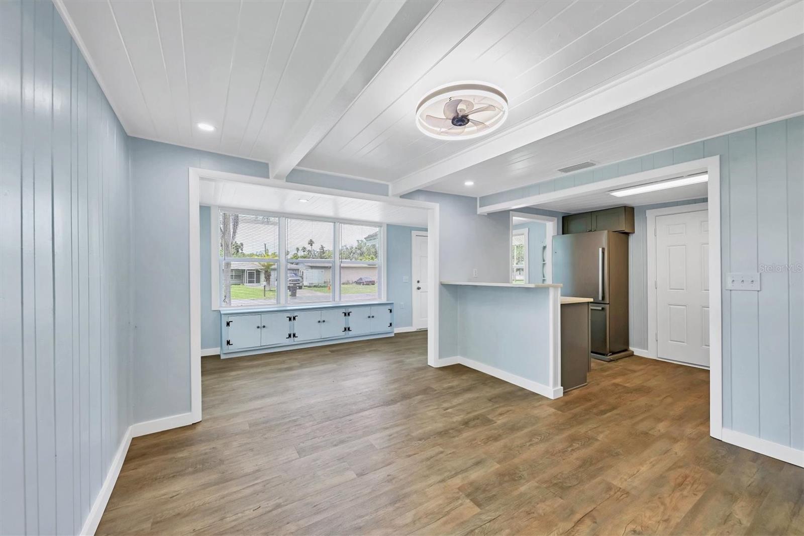 Image 11 of 45 For 905 Myrtle Avenue