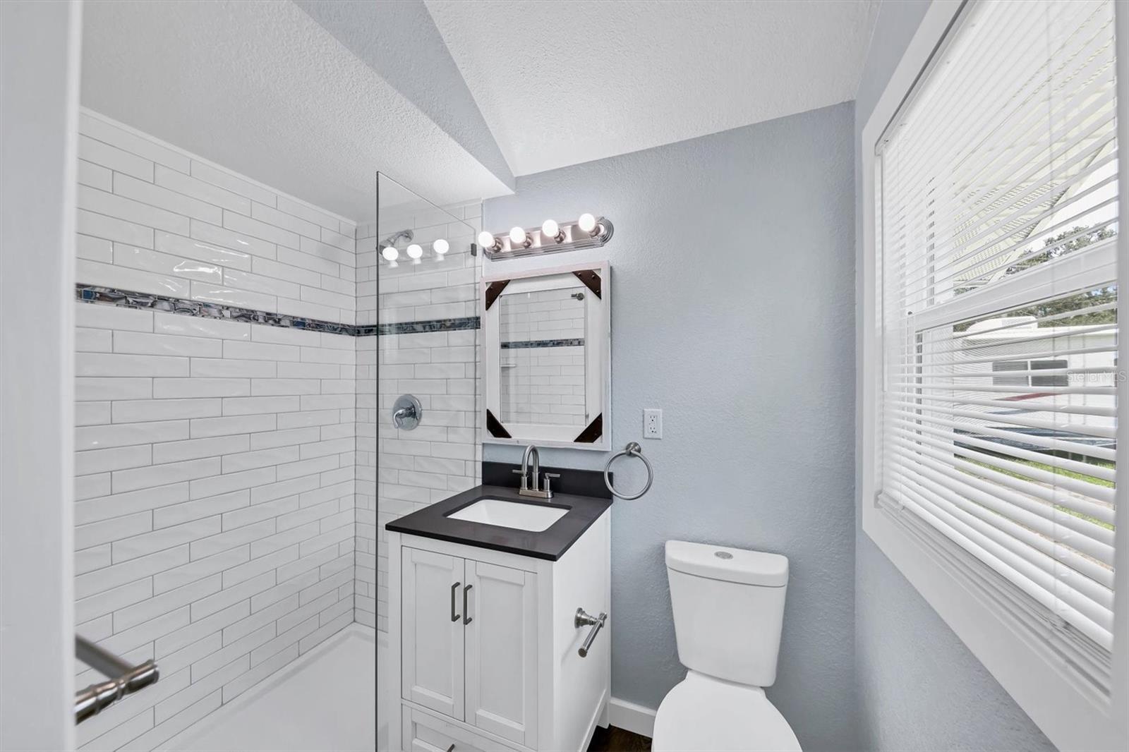 Image 15 of 45 For 905 Myrtle Avenue